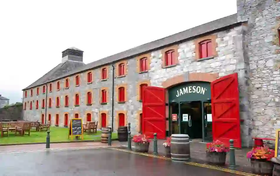 2weekcaravantrip-midletondistillery