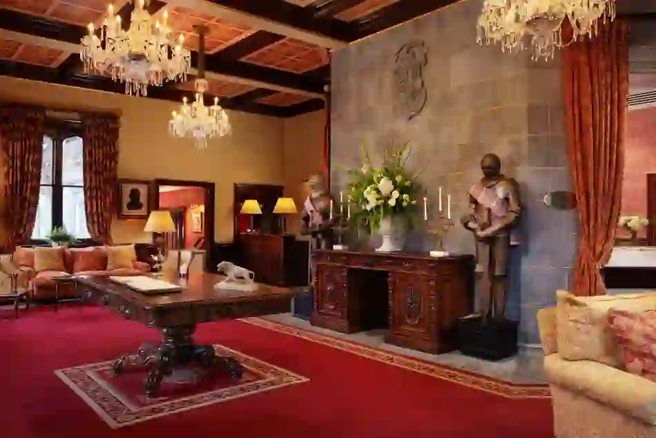castle-hotel-quiz-dromoland-castle-reception-bg