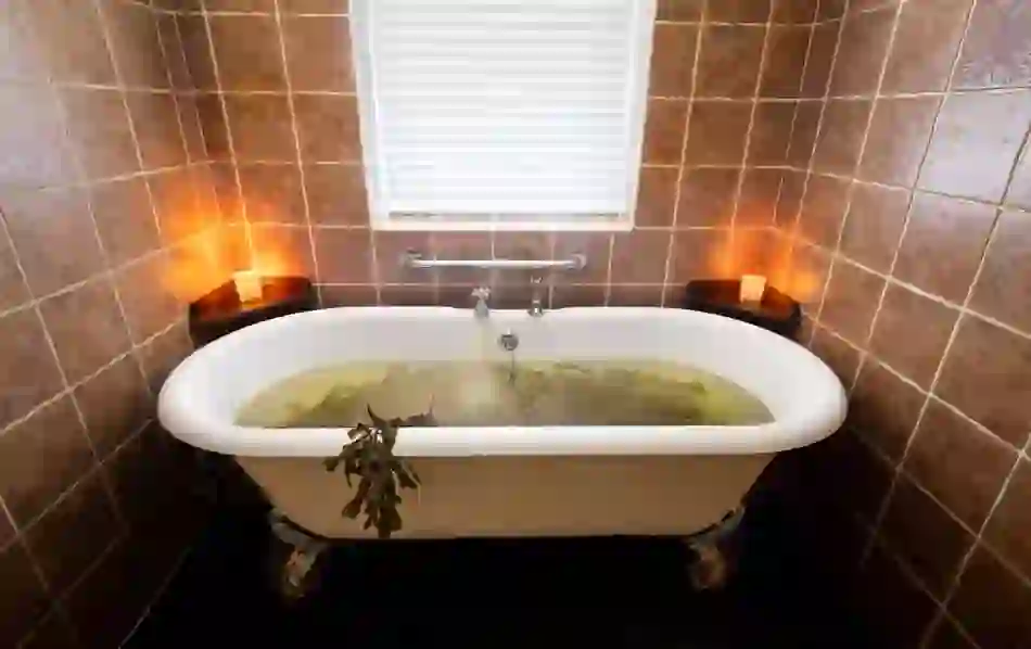 Voya Seaweed Bath, County Sligo