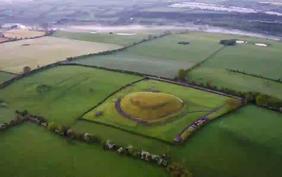 battleoftheboyne-newgrange