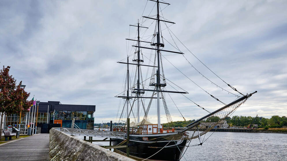dunbrody-famine-ship-county-wexford-exterior-hero-v2