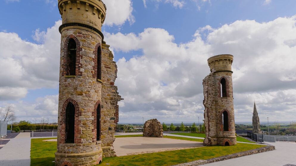 hill-of-the-o-neill-ranfurly-house-hero