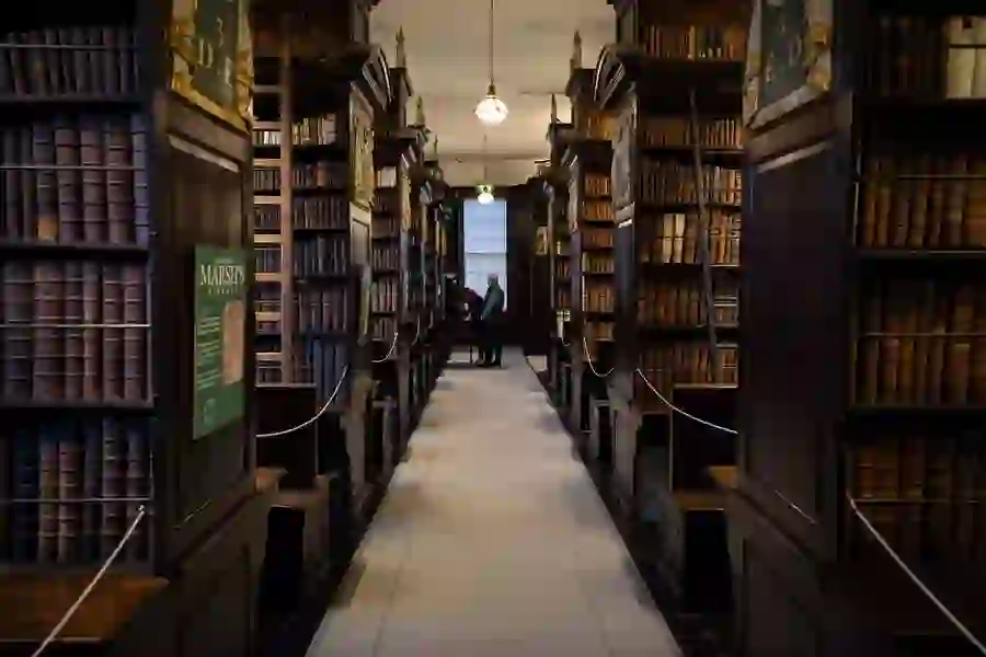 Marshs Library  Header image