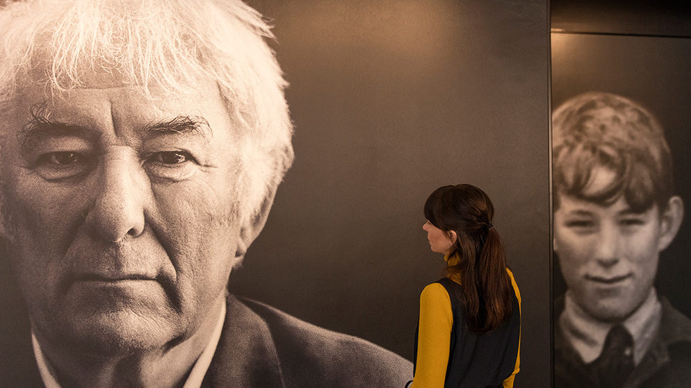 fyhwi2-seamusheaney-bg-desktop