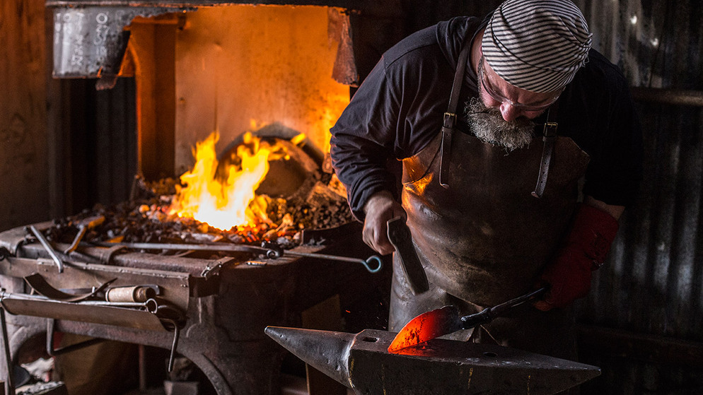 GoT_Knives_Bg_1280x858