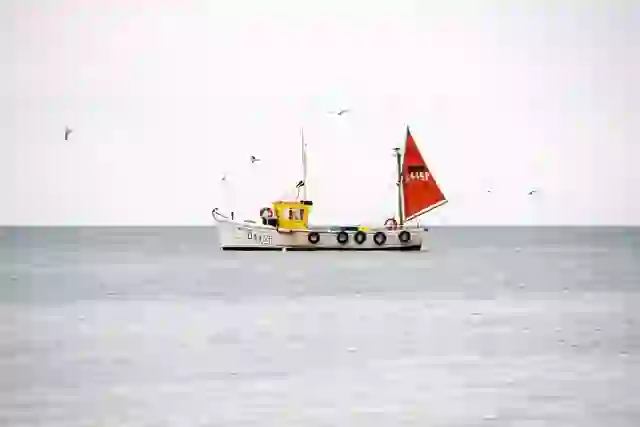 Example-Image-Angling-Ship